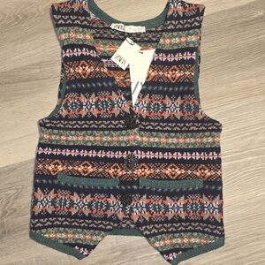 Colorful Knit Vest with Geometric Patterns